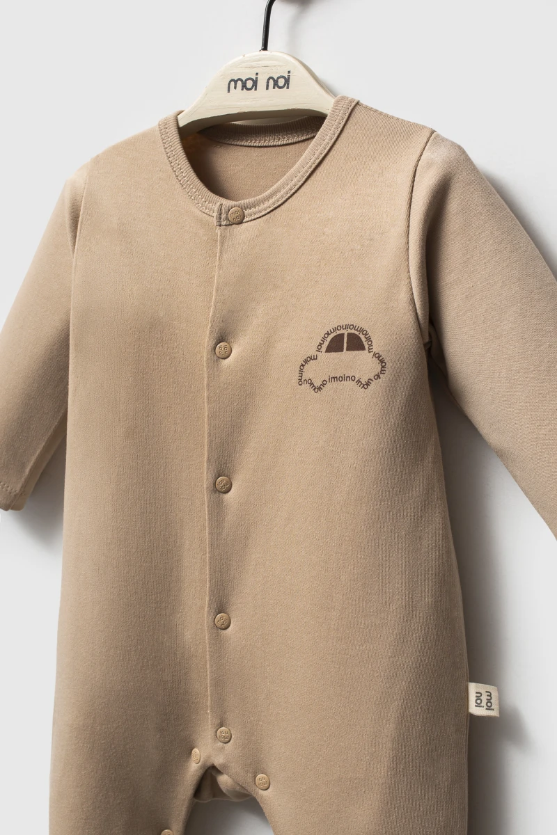 Car - Overall with hat