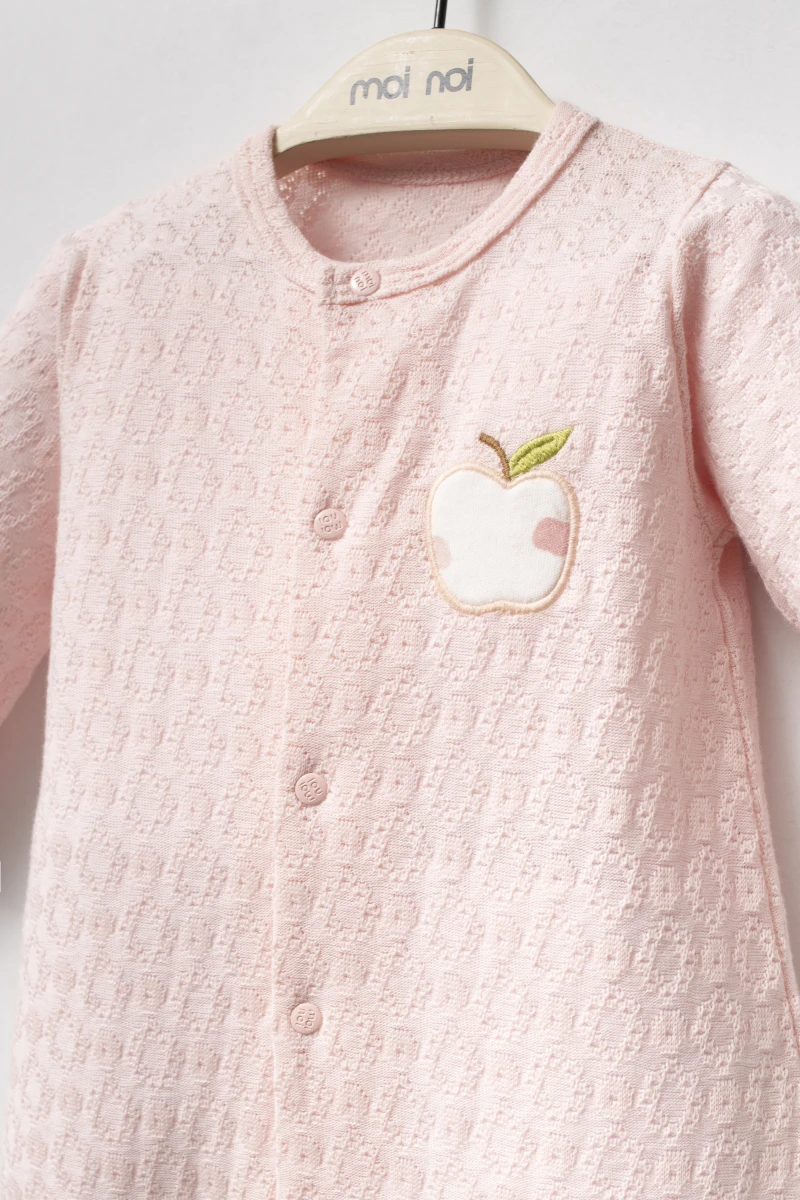 Apple - Overall with hat